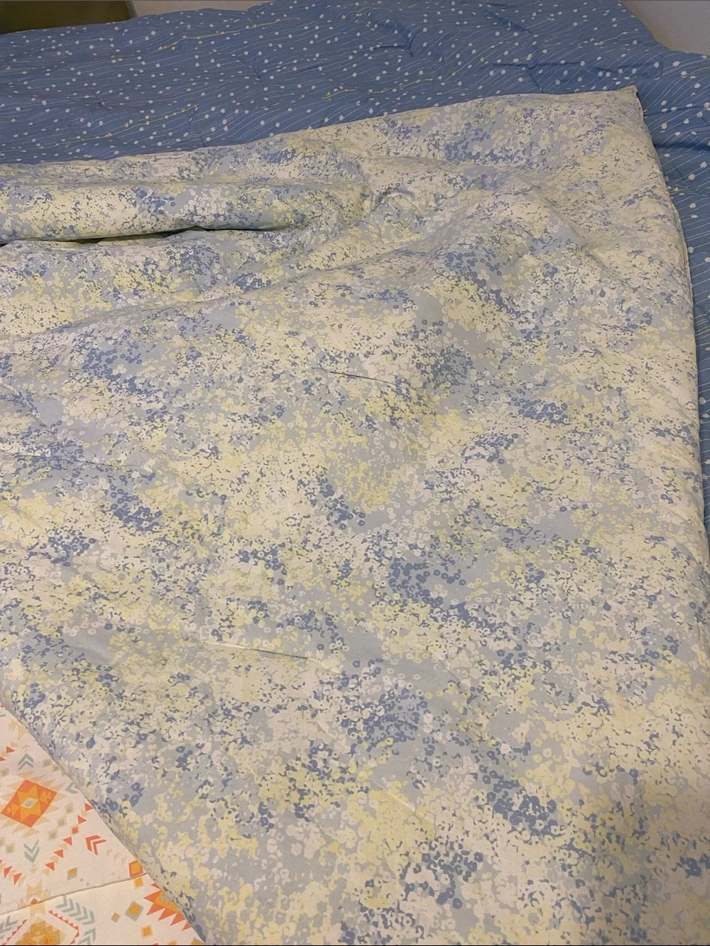 Blue Floral Stripe Comforter Cover with Yellow Accents, reversible, very nice